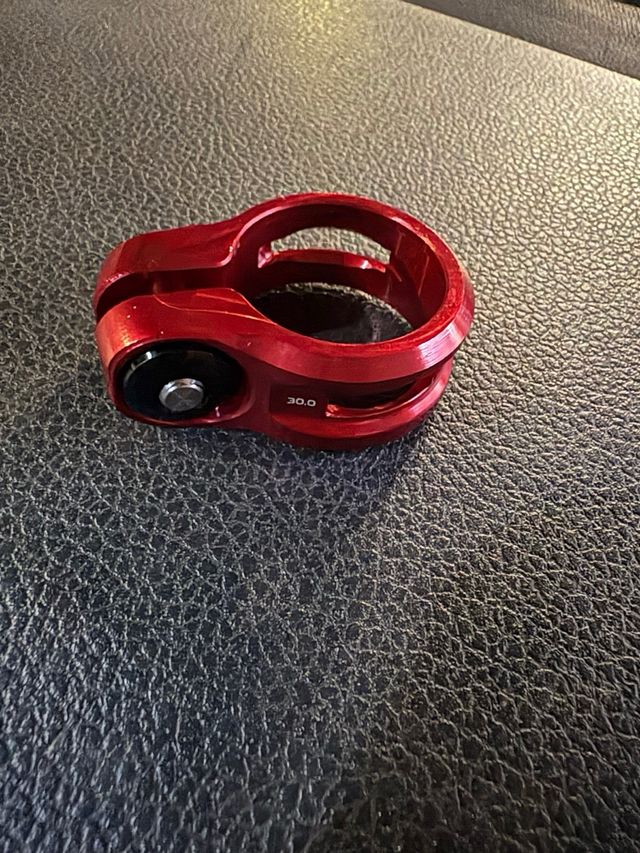 Abrazadera sillín Hope