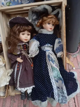 Lote Muñecas Porcelana Vestidas