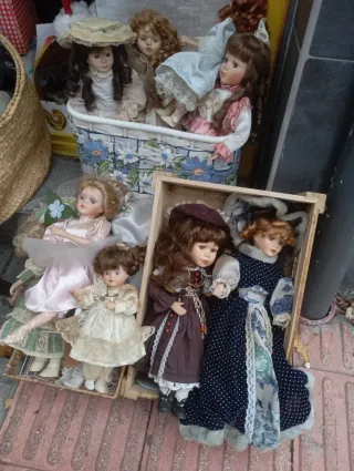 Lote Muñecas Porcelana Vestidas