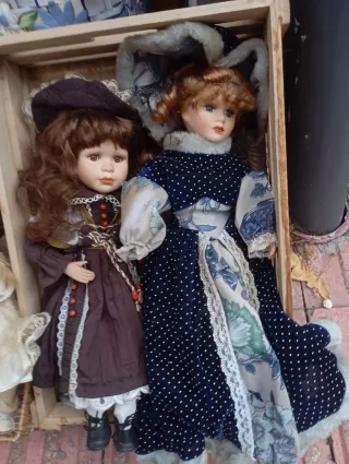 Lote Muñecas Porcelana Vestidas