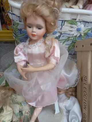 Lote Muñecas Porcelana Vestidas