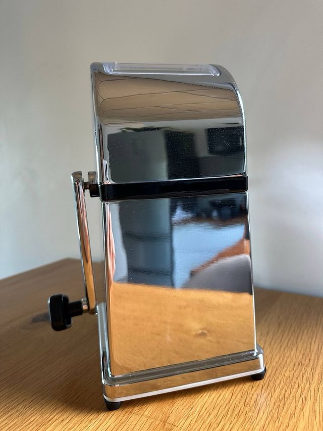 Picador de Hielo Manual Retro Bar