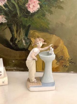 Vintage porcelana Lladró niña del lavabo
