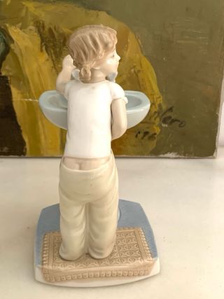 Vintage porcelana Lladró niña del lavabo