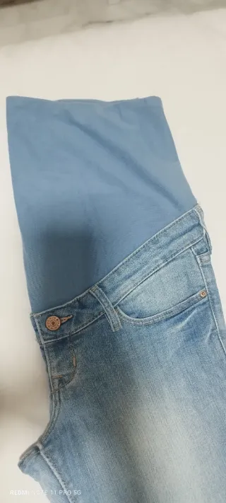 Pantalones premamá negros y vaqueros
Lote 20 lo 2