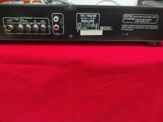 Sintonizador Estéreo Philips FT650