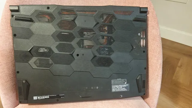 MSI Katana 15 B12V Laptop Gaming