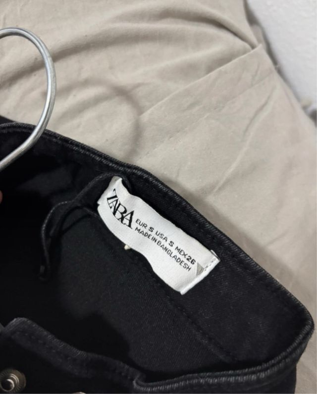 Crop top vaquero negro