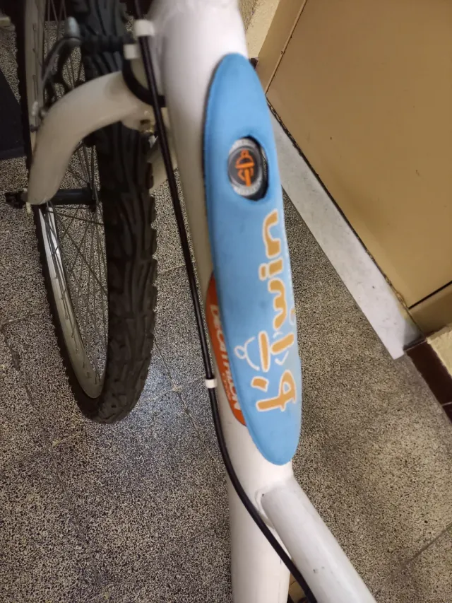 Bicicleta B-Twin Blanca