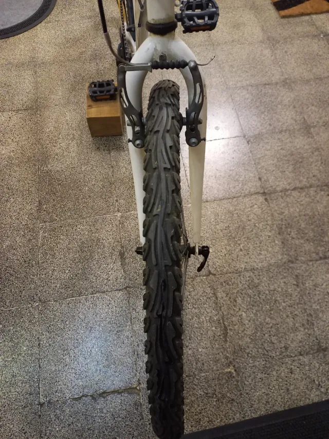 Bicicleta B-Twin Blanca