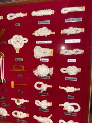 Cuadro Nudos y Objetos Marineros de Tela y Metal