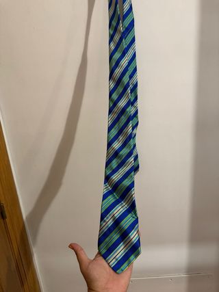 Corbata Purificación García Rayas