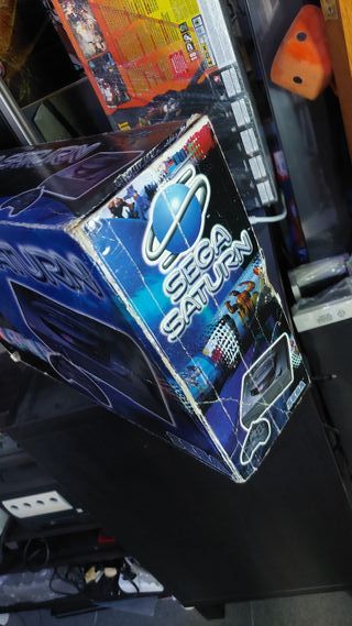 Sega Saturn Modelo 1 (Caja) + 4 Juegos