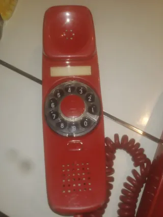 Teléfono antiguo Gondola rojo