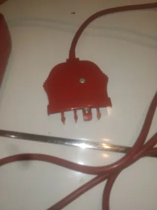 Teléfono antiguo Gondola rojo