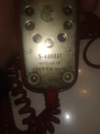 Teléfono antiguo Gondola rojo