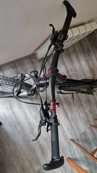 Bicicleta GHOST Tacana 7