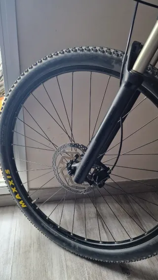 Bicicleta GHOST Tacana 7