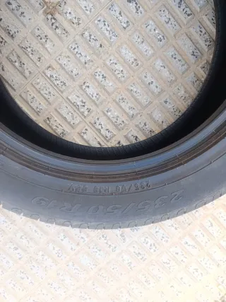 Neumáticos 235/50/19 99v