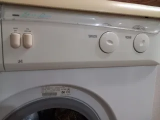 Lavadora White Westinghouse LB 42