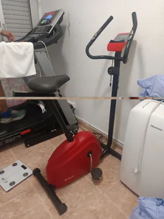 Bicicleta Estática Ejercicio Roja