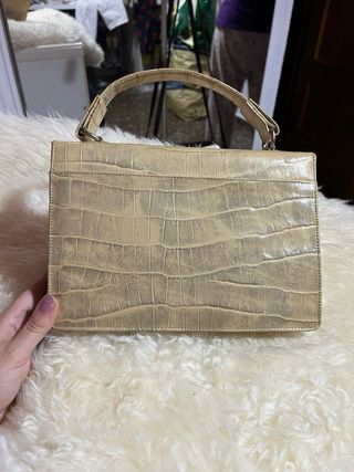 Bolso mano elegante piel cocodrilo