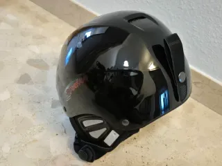 Casco de Sky / Snow "Carrera" negro talla 58