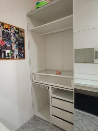 Armario modular IKEA PAX cristal y madera