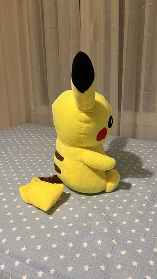 Peluche Pikachu 45 cm