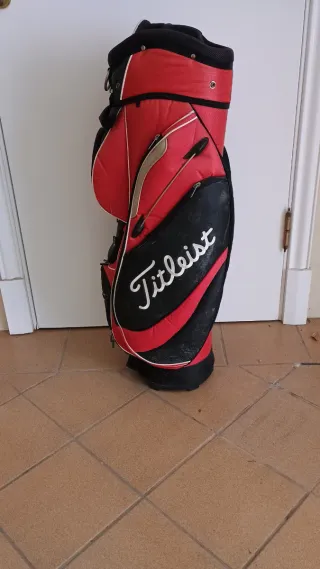 Bolsas de golf TaylorMade y Titleist