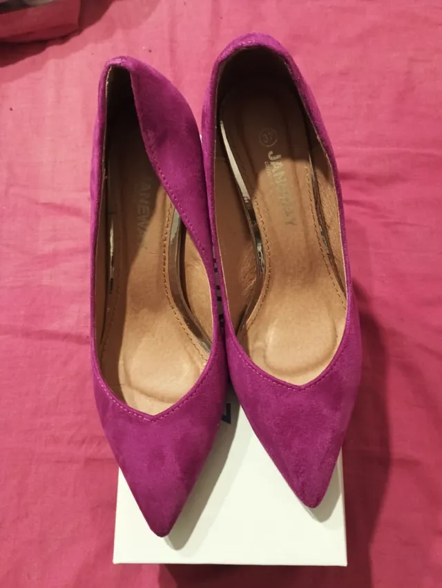 Zapatos de tacón morados talla 37