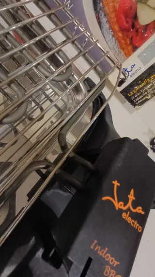 Barbecue elettrico nuovo di zecca