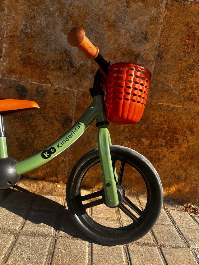 Bici sin pedales Kinderkraft 2-4 años