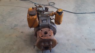 Motor de agua con bomba