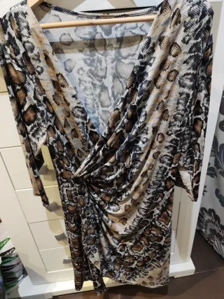 Vestido estampado serpiente
