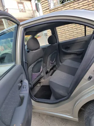 Hyundai Elantra 2003