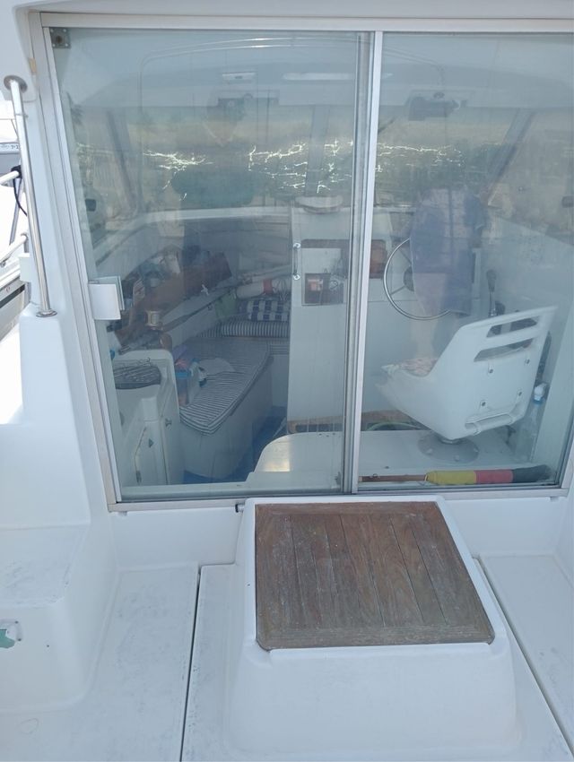 vendo barco en buen estado listo para navegar