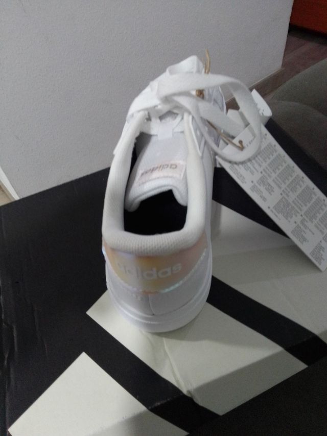 Zapatillas Adidas niño blancas multicolor