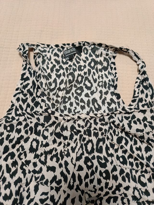 Conjunto Chaqueta/Bolero y Camiseta