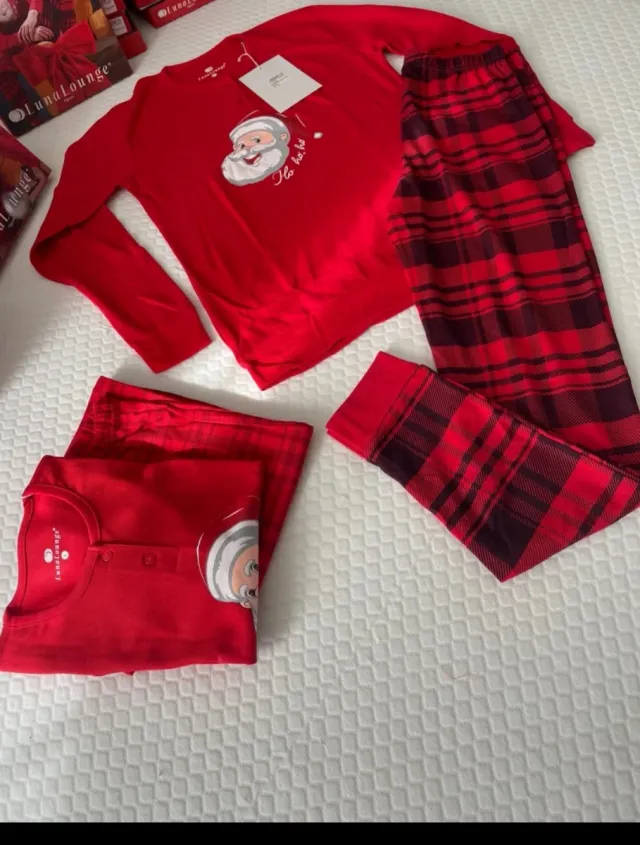 2 Pigiama Natale LunaLounge Uomo e Donna