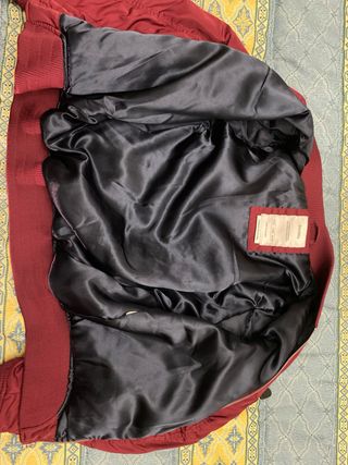 Bomber Bershka granate talla M