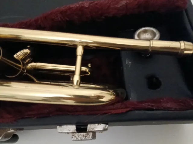 Tromba in ottone con custodia e Bocchino