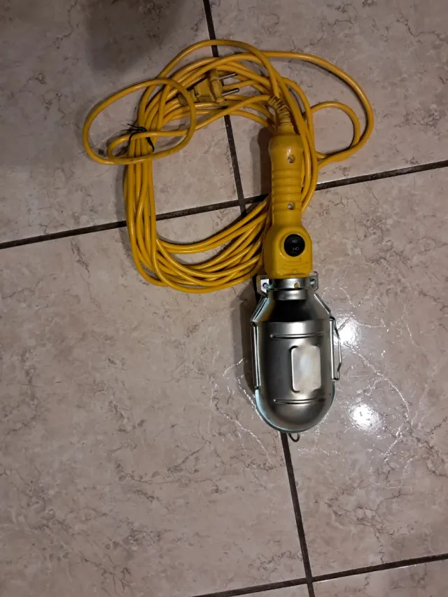 Lampada LED da meccanico con cavo