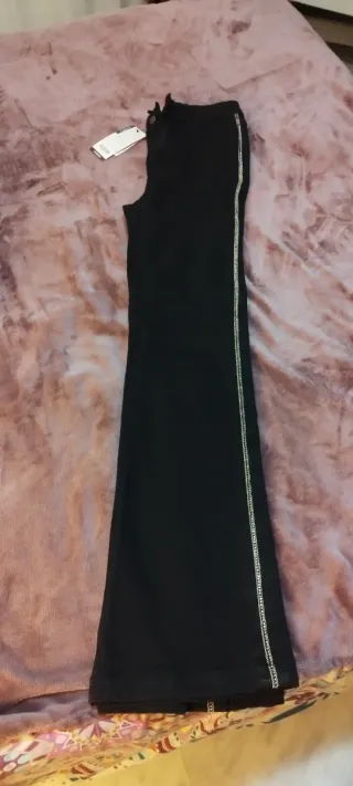 Pantalón vaquero Calzedonia negro campana