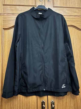 Cortavientos hombre negro