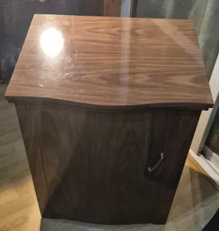 Máquina de coser Alfa vintage madera