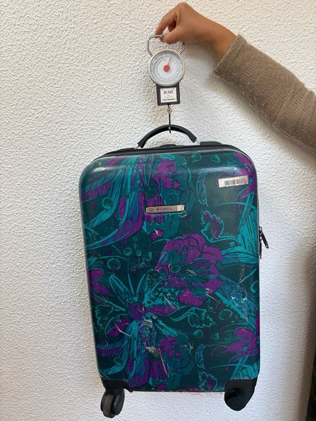 Báscula de equipaje con cinta métrica