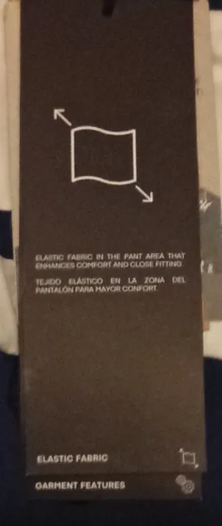 Traje de esquí OYSHO Talla XL sin usar.