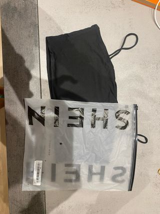 Top Shein Negro Talla S