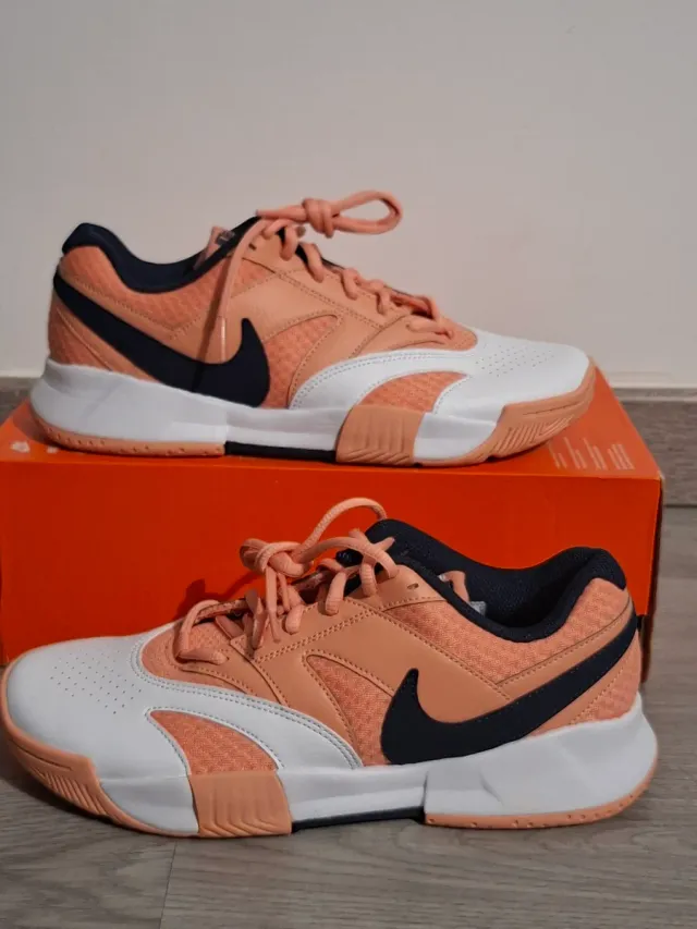 Nike Court Like 4 Naranja y Blanco